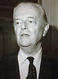  Kenneth Clark 